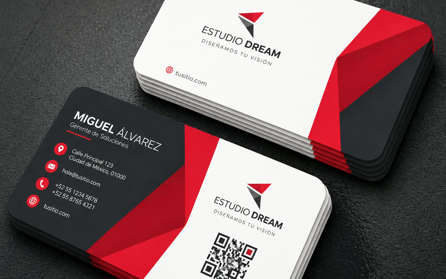 Tarjetas laminadas brillantes con colores saturados